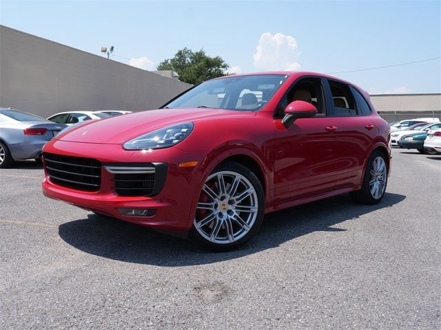 2017 Porsche Cayenne GTS