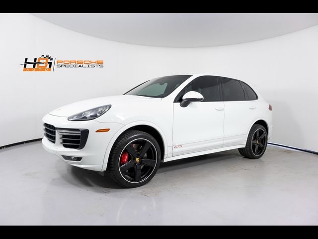 2017 Porsche Cayenne GTS