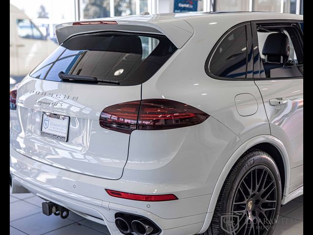 2017 Porsche Cayenne GTS