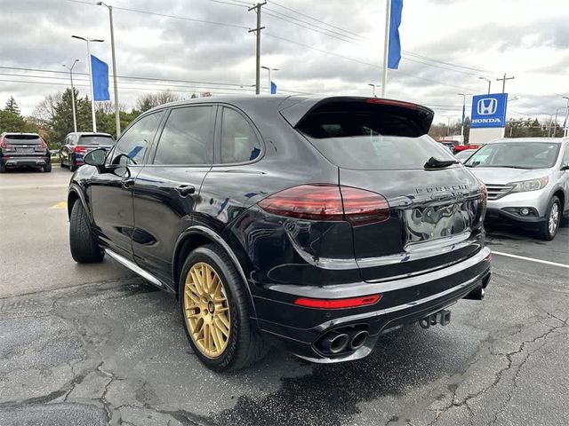 2017 Porsche Cayenne GTS