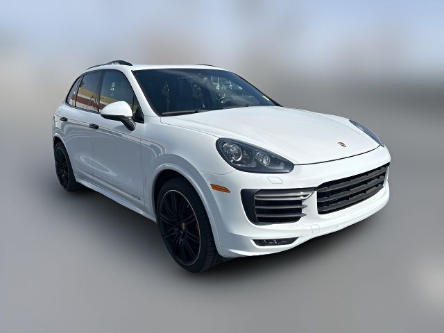 2017 Porsche Cayenne GTS