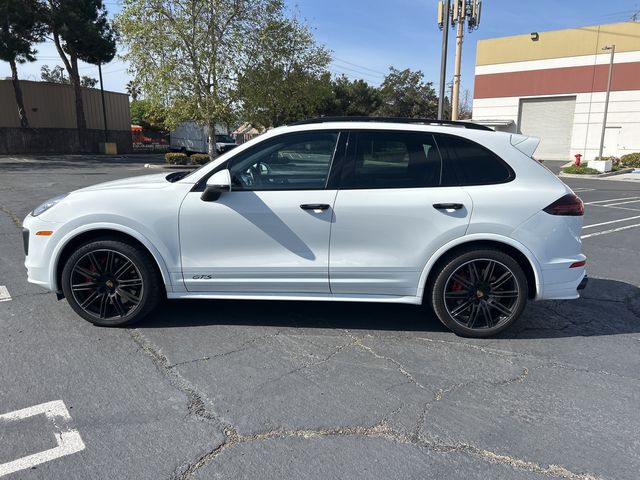 2017 Porsche Cayenne GTS