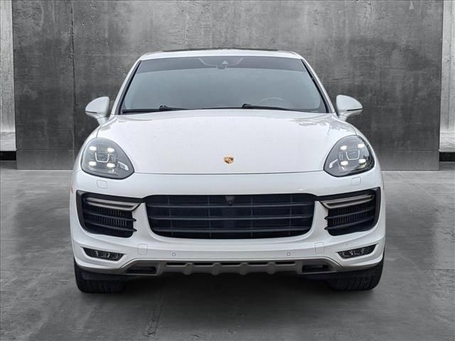 2017 Porsche Cayenne GTS