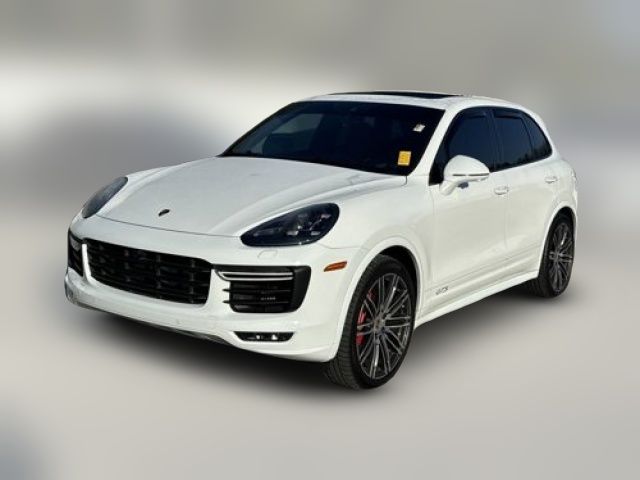 2017 Porsche Cayenne GTS