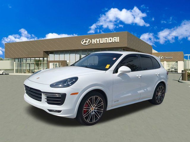 2017 Porsche Cayenne GTS