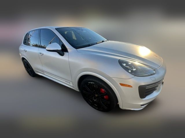 2017 Porsche Cayenne GTS