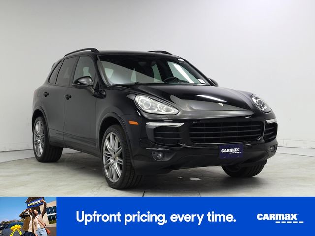 2017 Porsche Cayenne Platinum Edition