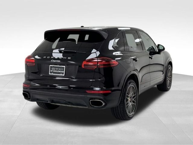 2017 Porsche Cayenne Platinum Edition