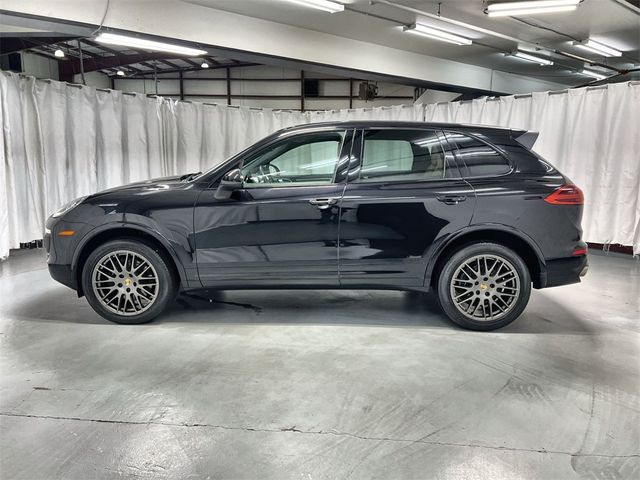 2017 Porsche Cayenne Platinum Edition