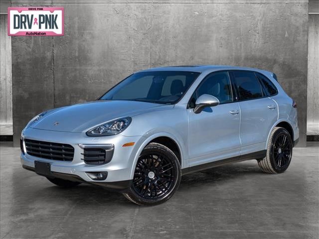 2017 Porsche Cayenne Platinum Edition