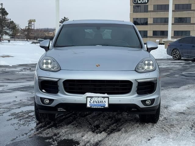 2017 Porsche Cayenne Platinum Edition