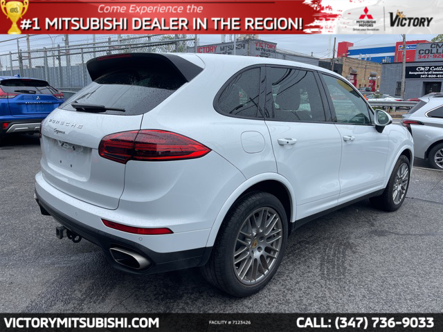 2017 Porsche Cayenne Platinum Edition