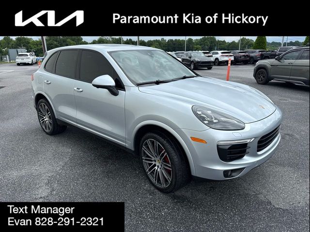 2017 Porsche Cayenne Platinum Edition