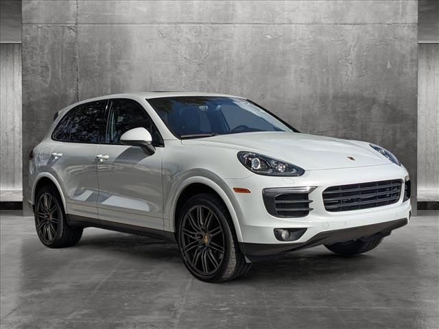 2017 Porsche Cayenne Platinum Edition