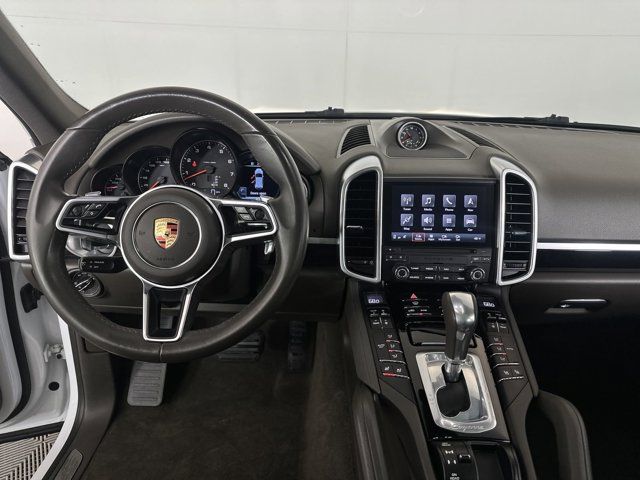 2017 Porsche Cayenne Platinum Edition