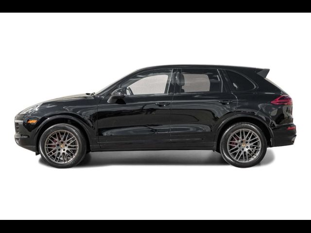 2017 Porsche Cayenne Platinum Edition