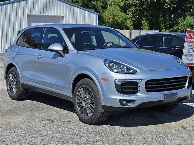 2017 Porsche Cayenne Platinum Edition