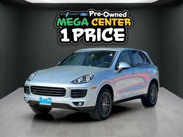 2017 Porsche Cayenne Platinum Edition