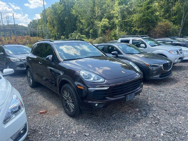 2017 Porsche Cayenne Platinum Edition