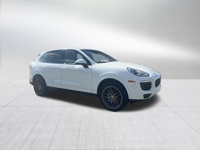 2017 Porsche Cayenne Platinum Edition