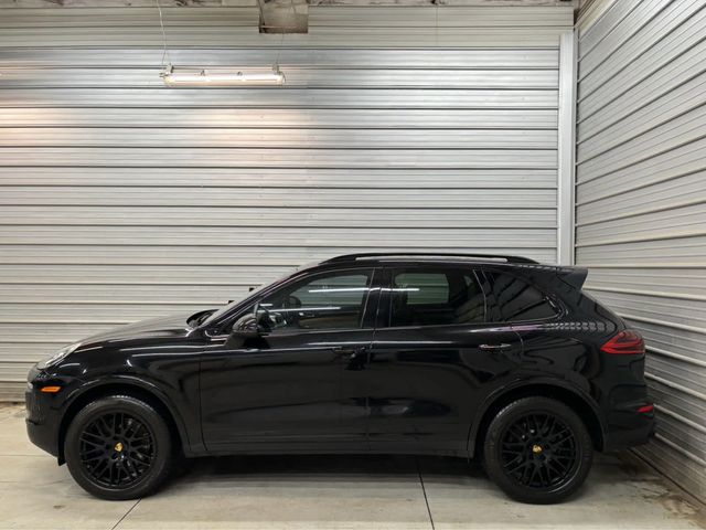 2017 Porsche Cayenne Platinum Edition