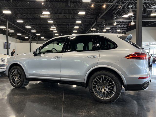 2017 Porsche Cayenne Base