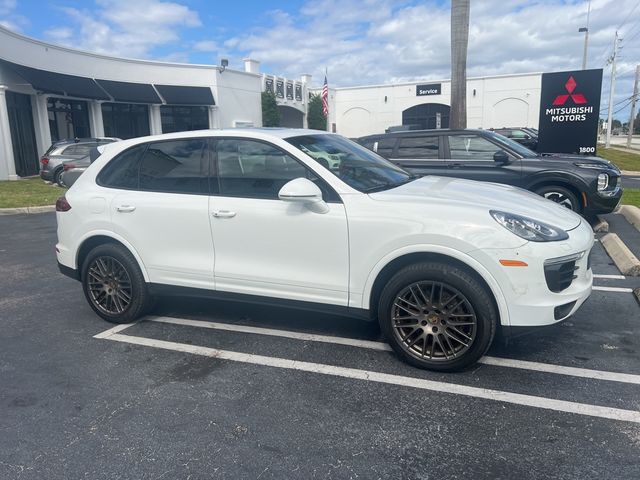 2017 Porsche Cayenne Platinum Edition