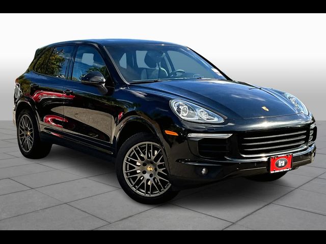 2017 Porsche Cayenne Platinum Edition