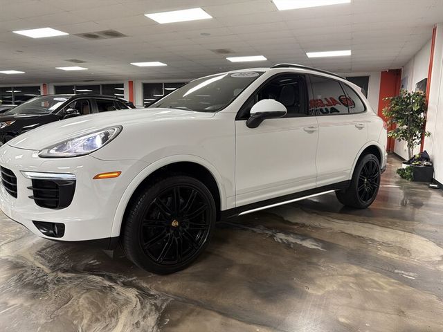 2017 Porsche Cayenne Platinum Edition