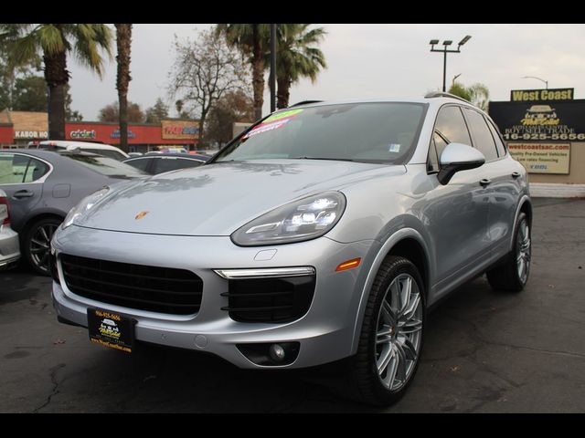 2017 Porsche Cayenne Platinum Edition