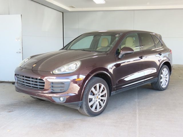 2017 Porsche Cayenne Platinum Edition