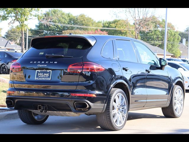 2017 Porsche Cayenne Platinum Edition