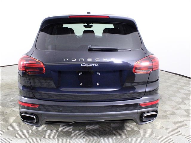 2017 Porsche Cayenne Platinum Edition