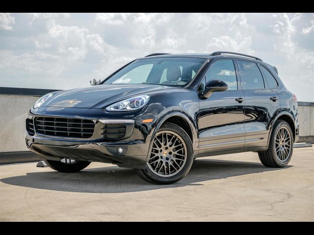 2017 Porsche Cayenne Platinum Edition