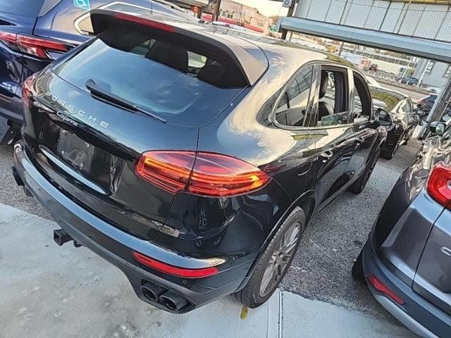 2017 Porsche Cayenne Platinum Edition