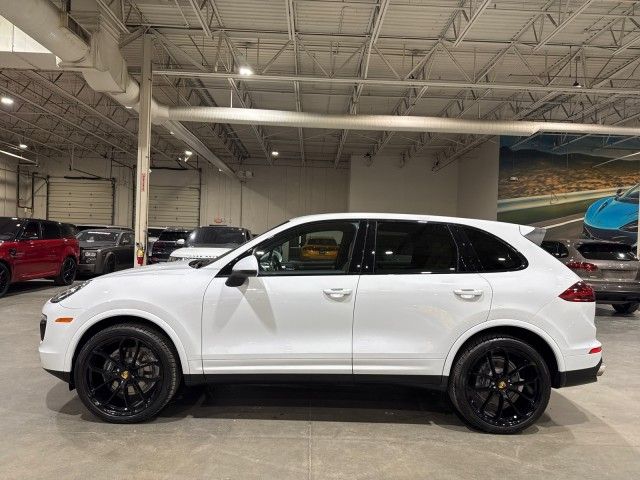 2017 Porsche Cayenne Platinum Edition