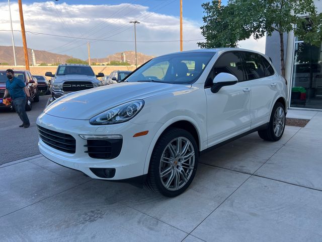 2017 Porsche Cayenne Platinum Edition