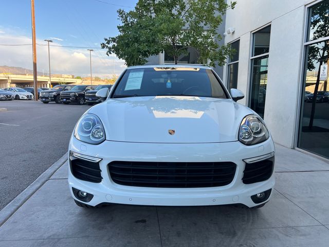 2017 Porsche Cayenne Platinum Edition