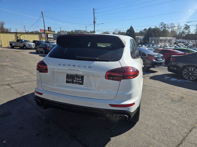 2017 Porsche Cayenne Platinum Edition