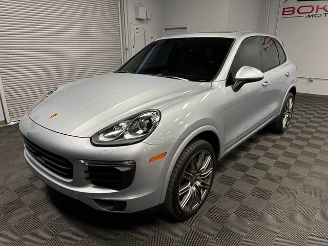 2017 Porsche Cayenne Platinum Edition