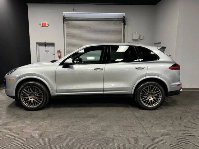 2017 Porsche Cayenne Platinum Edition