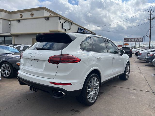 2017 Porsche Cayenne Platinum Edition