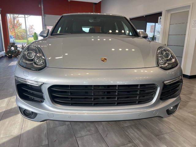 2017 Porsche Cayenne Platinum Edition