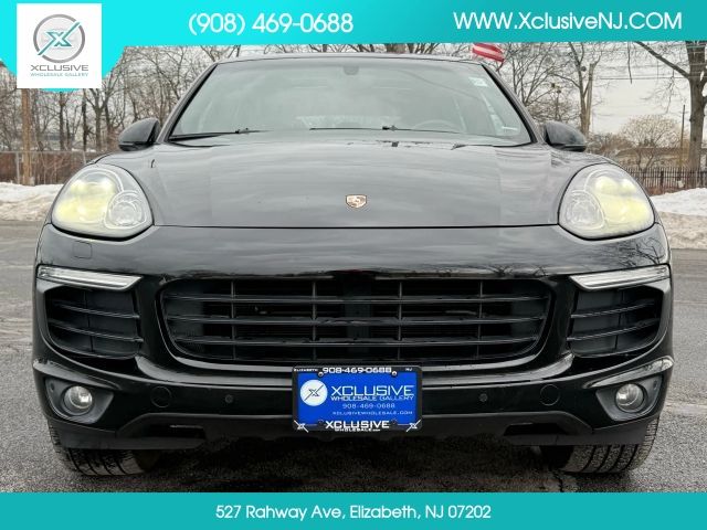 2017 Porsche Cayenne Platinum Edition
