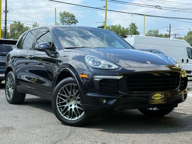 2017 Porsche Cayenne Platinum Edition