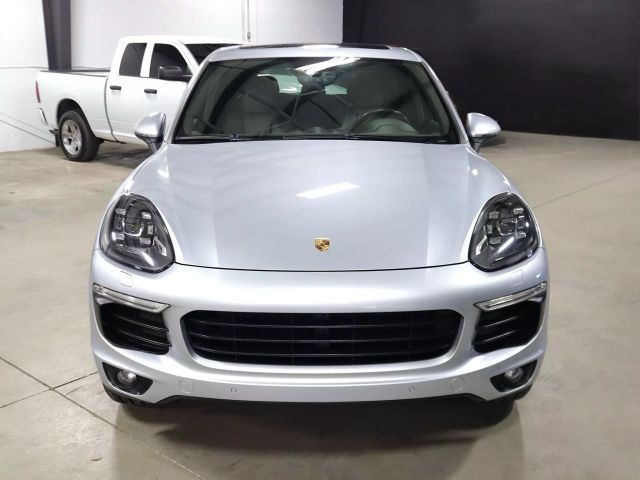 2017 Porsche Cayenne Platinum Edition