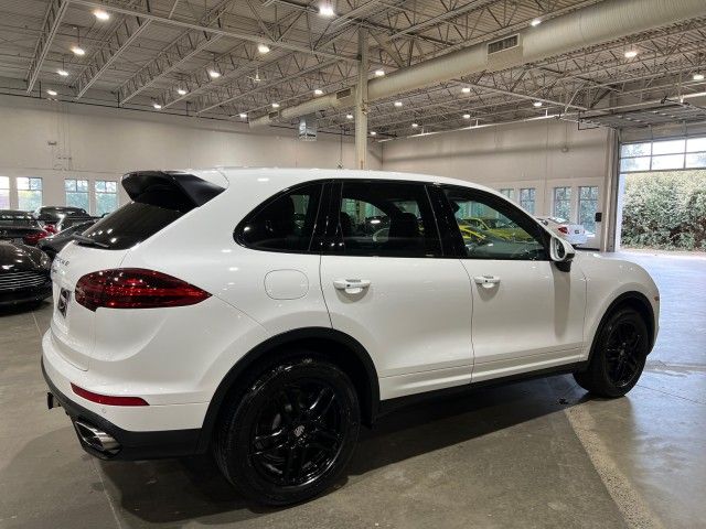 2017 Porsche Cayenne Base