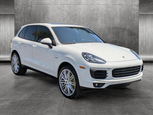 2017 Porsche Cayenne E-Hybrid S Platinum Edition