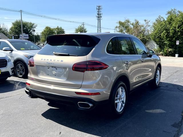 2017 Porsche Cayenne Platinum Edition