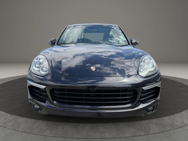 2017 Porsche Cayenne Platinum Edition